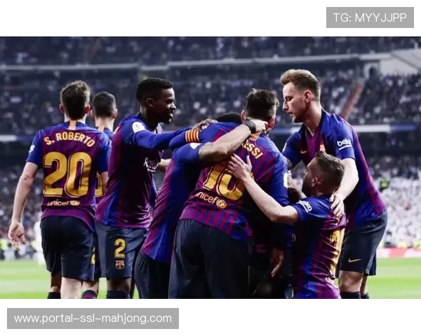 巴萨将曼联中卫利桑德罗·马丁内斯列为重点引援目标 巴萨将曼联中卫利桑德罗·马丁内斯列为重点引援目标